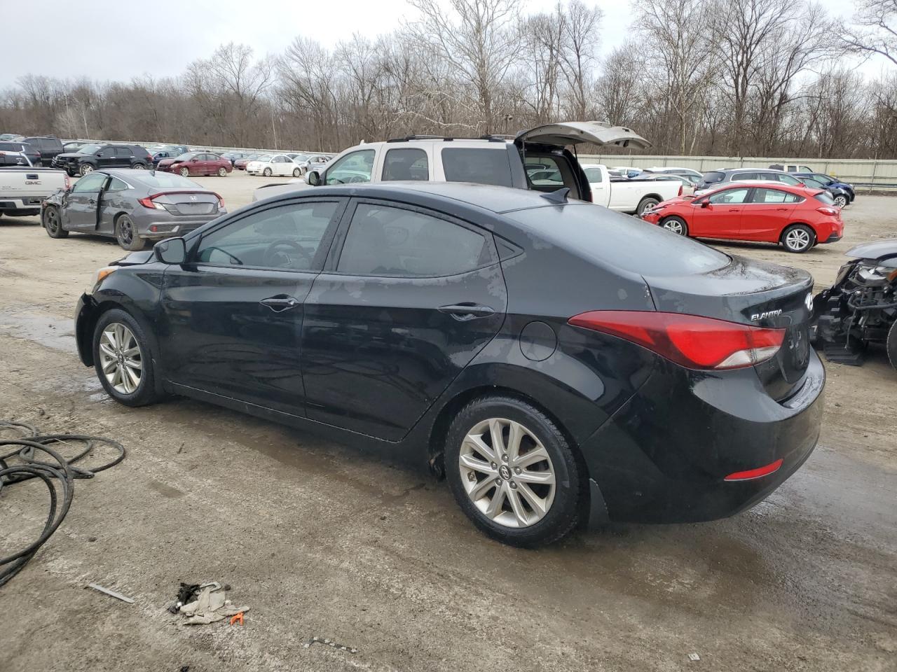 2015 HYUNDAI ELANTRA SE - Фото 2