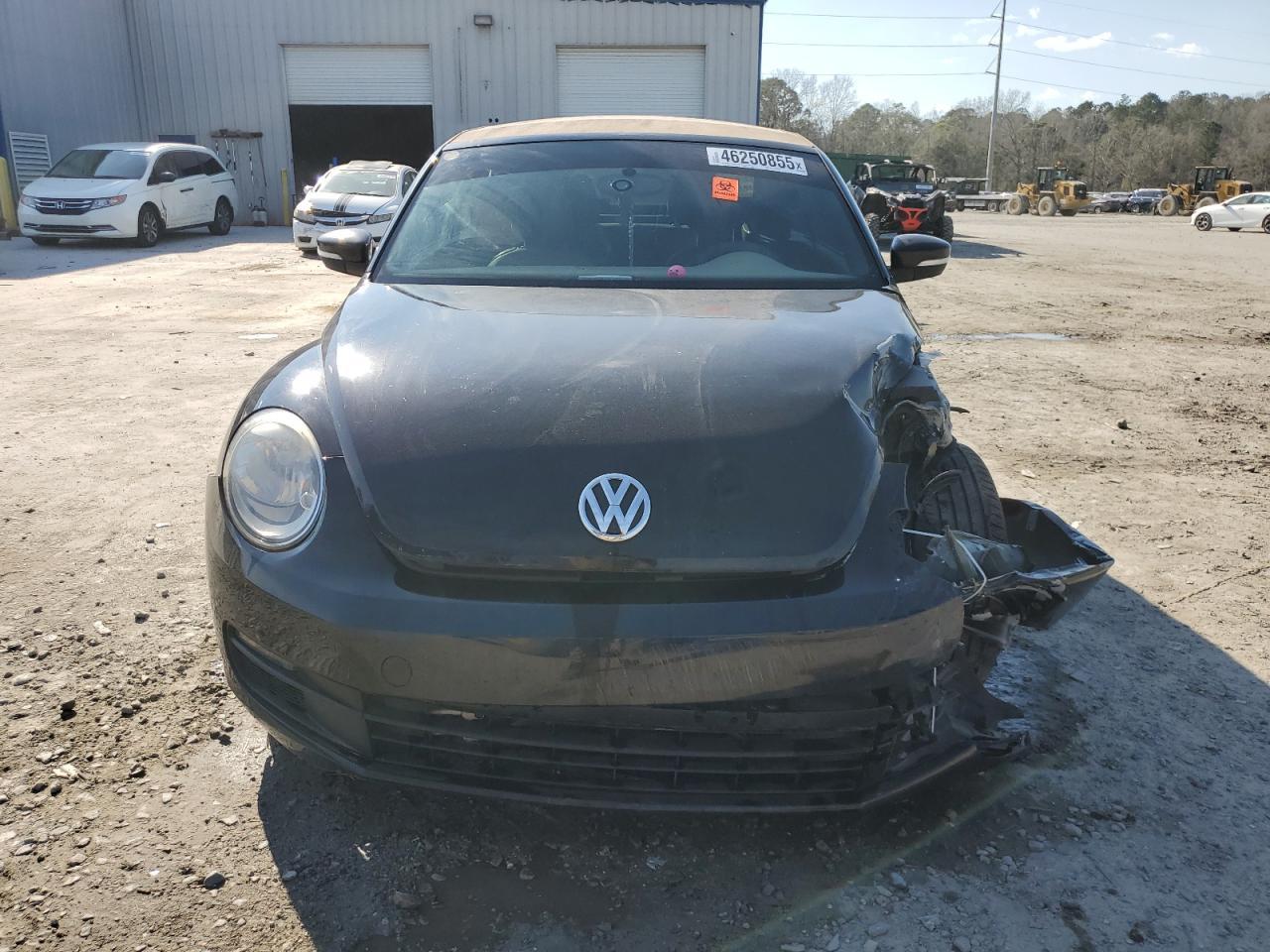 2014 VOLKSWAGEN BEETLE - Фото 5