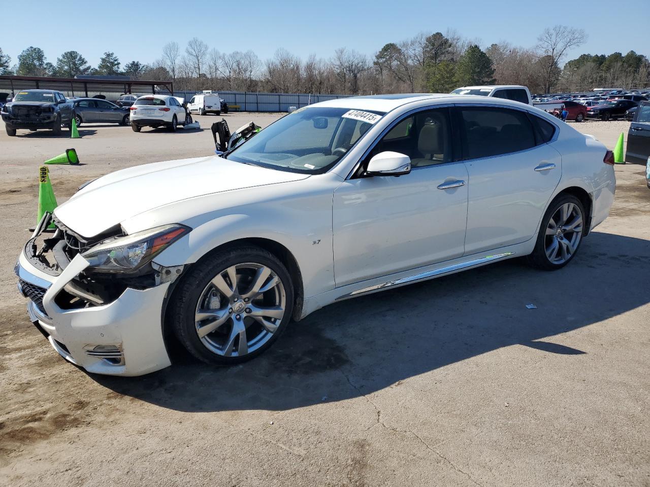 2015 INFINITI Q70L 3.7