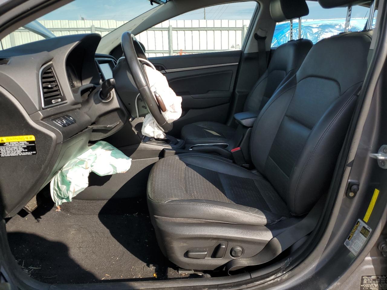 2017 HYUNDAI ELANTRA SE - Фото 7