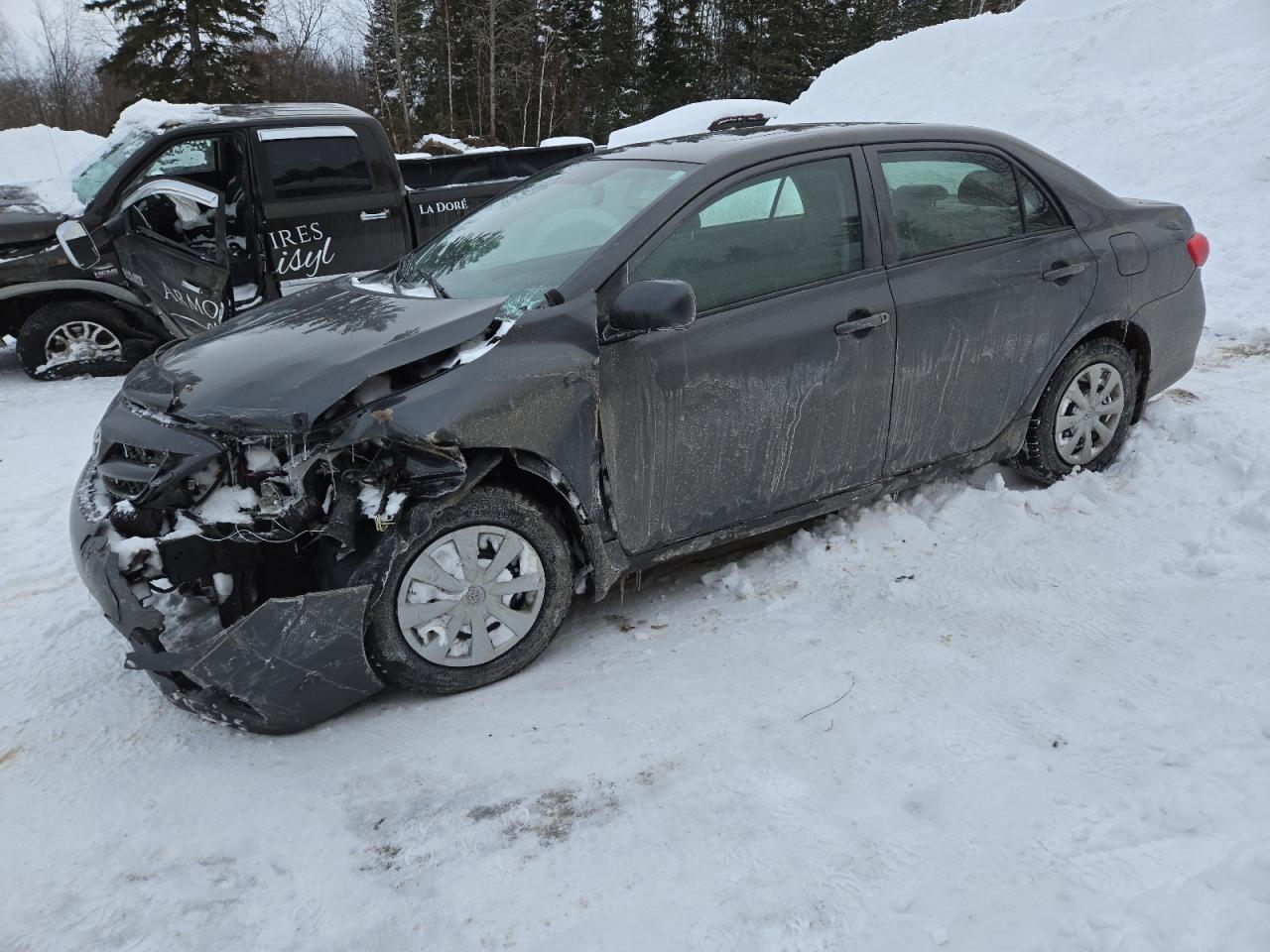 2013 TOYOTA COROLLA BA