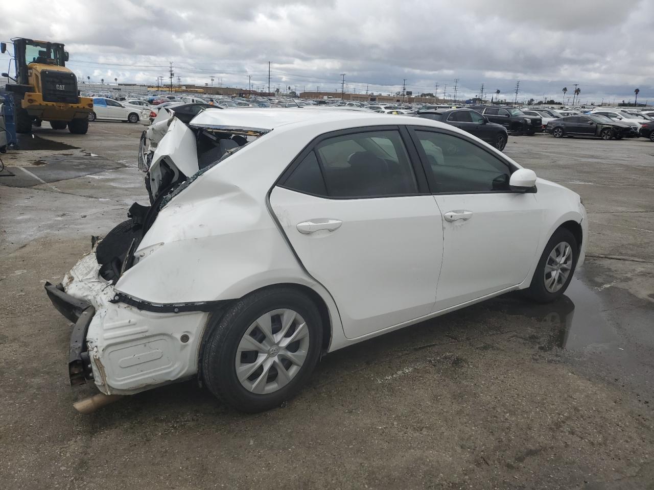 2019 TOYOTA COROLLA L - Фото 3
