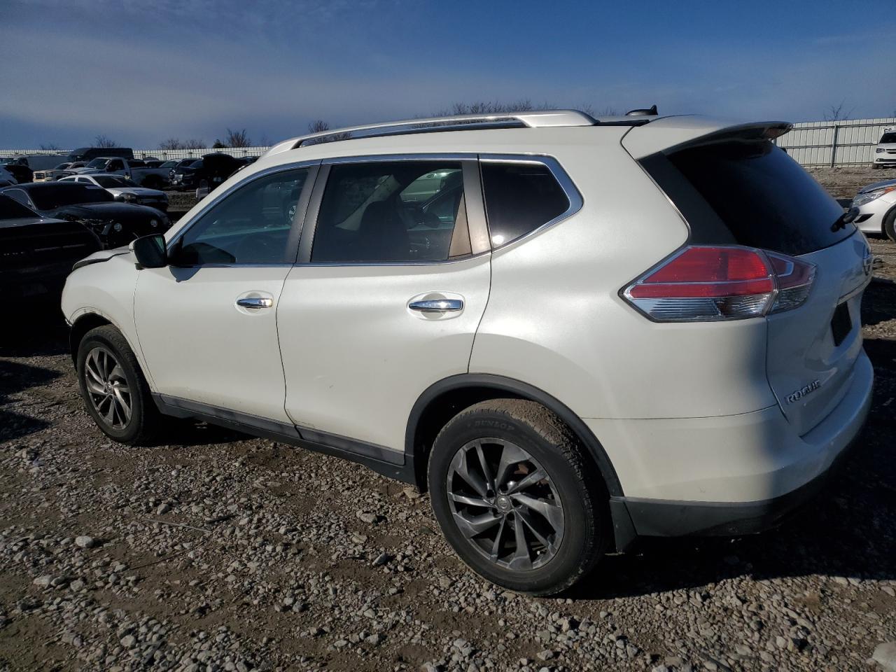 2015 NISSAN ROGUE S - Фото 2