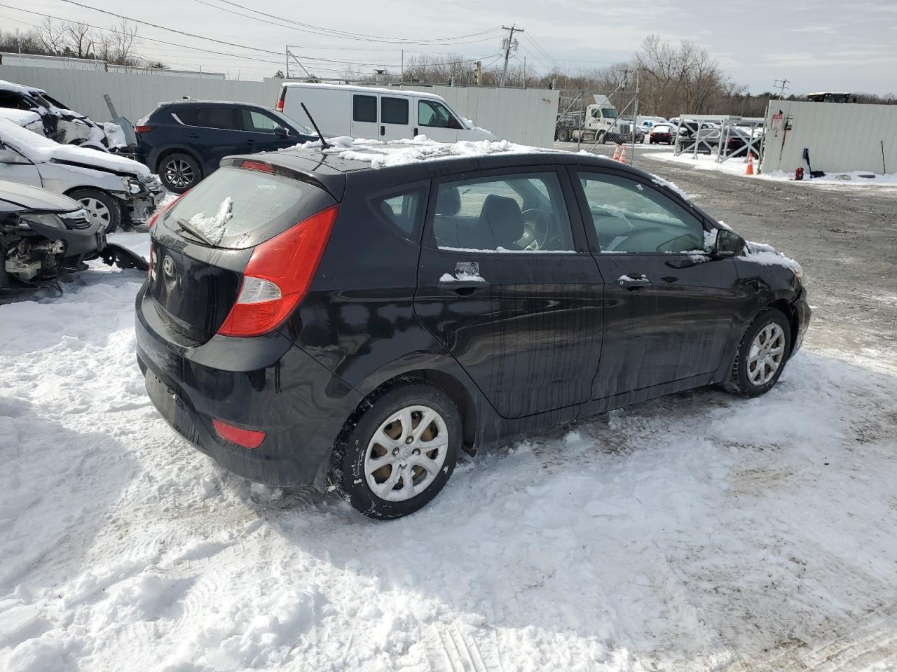 2014 HYUNDAI ACCENT GLS - Image 3