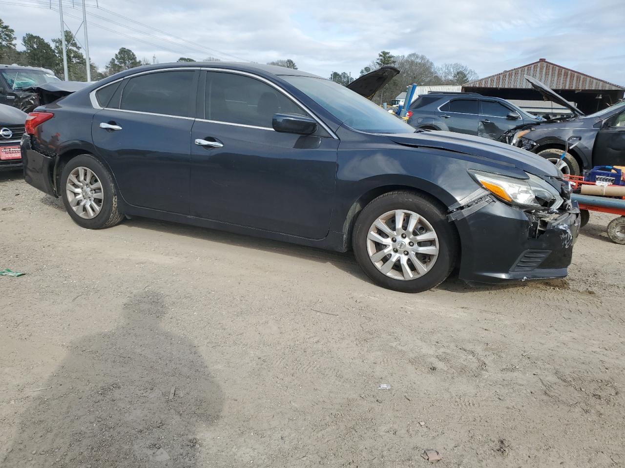2017 NISSAN ALTIMA 2.5 - Фото 4