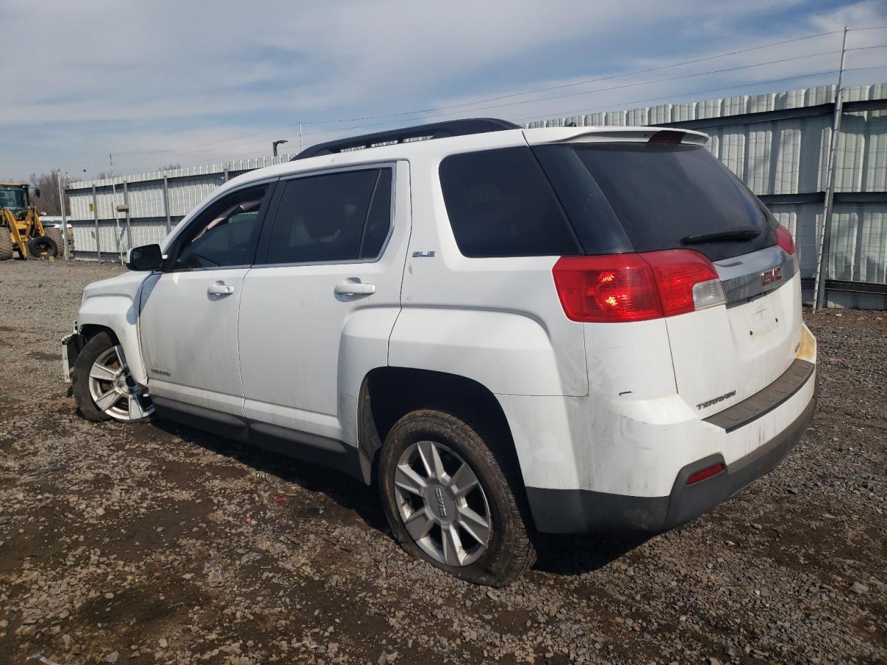 2013 GMC TERRAIN SL - Фото 2