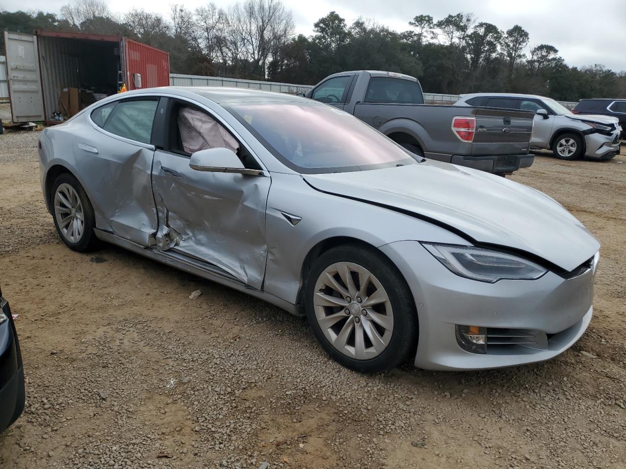 2017 TESLA MODEL S - Фото 4