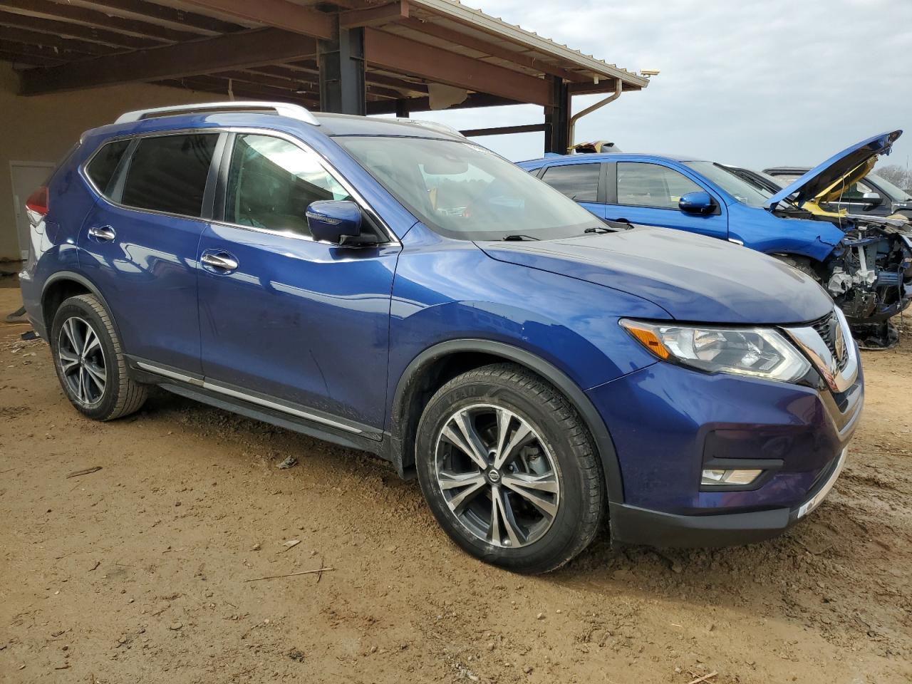 2018 NISSAN ROGUE S - Фото 4
