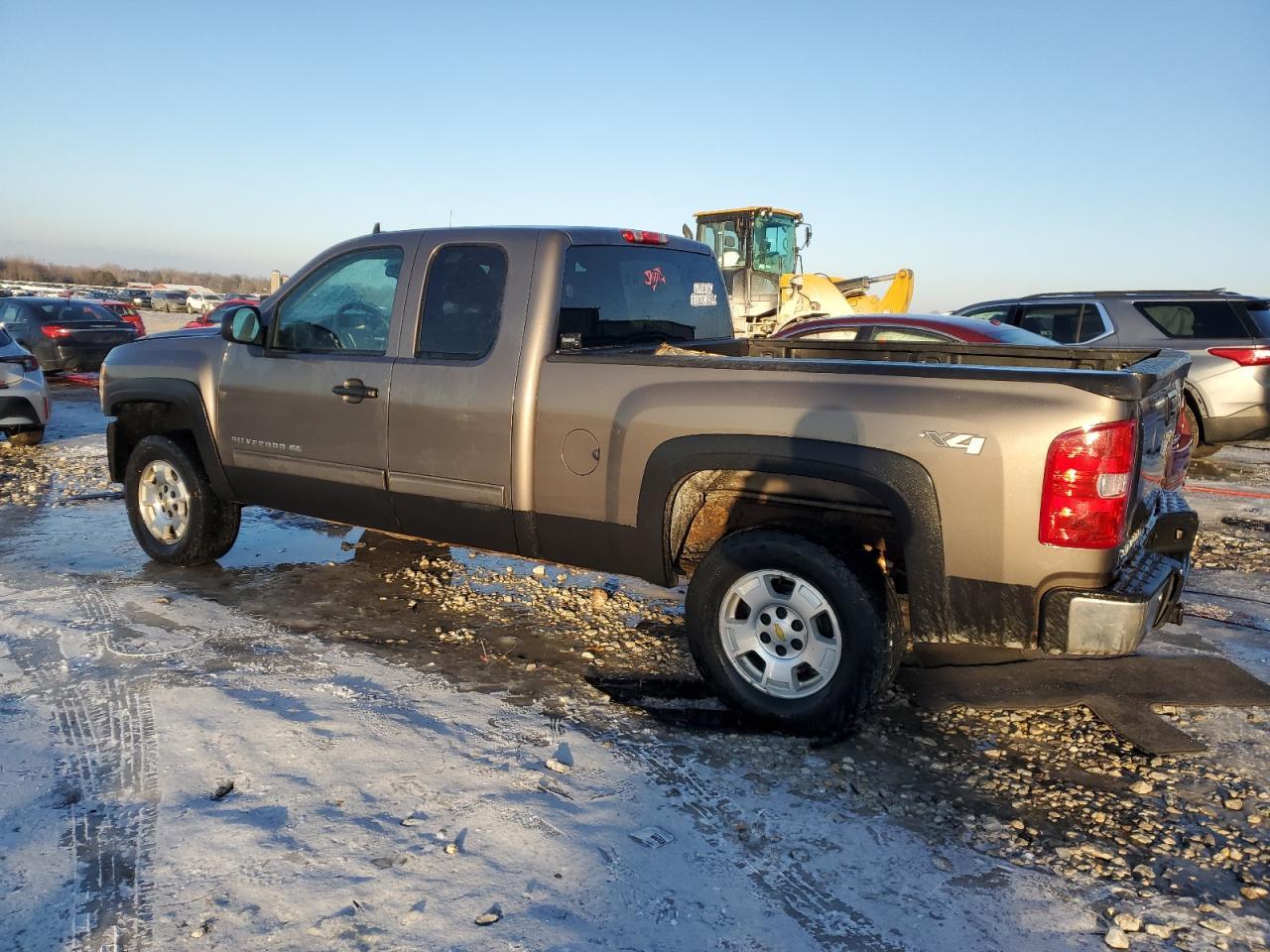 2013 CHEVROLET SILVERADO - Image 2