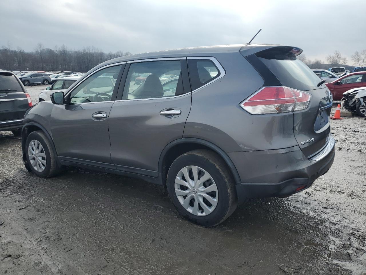 2015 NISSAN ROGUE S - Фото 2