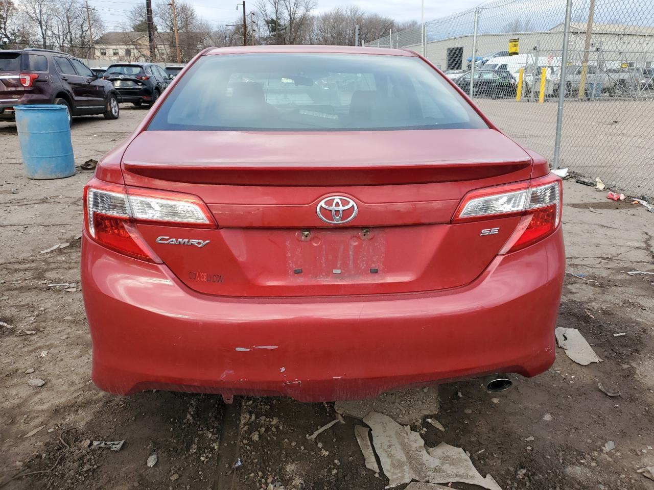 2013 TOYOTA CAMRY L - Фото 6