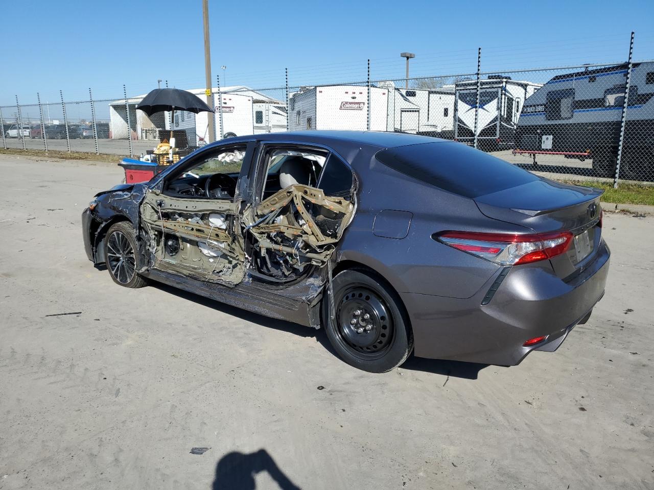 2018 TOYOTA CAMRY L - Image 2