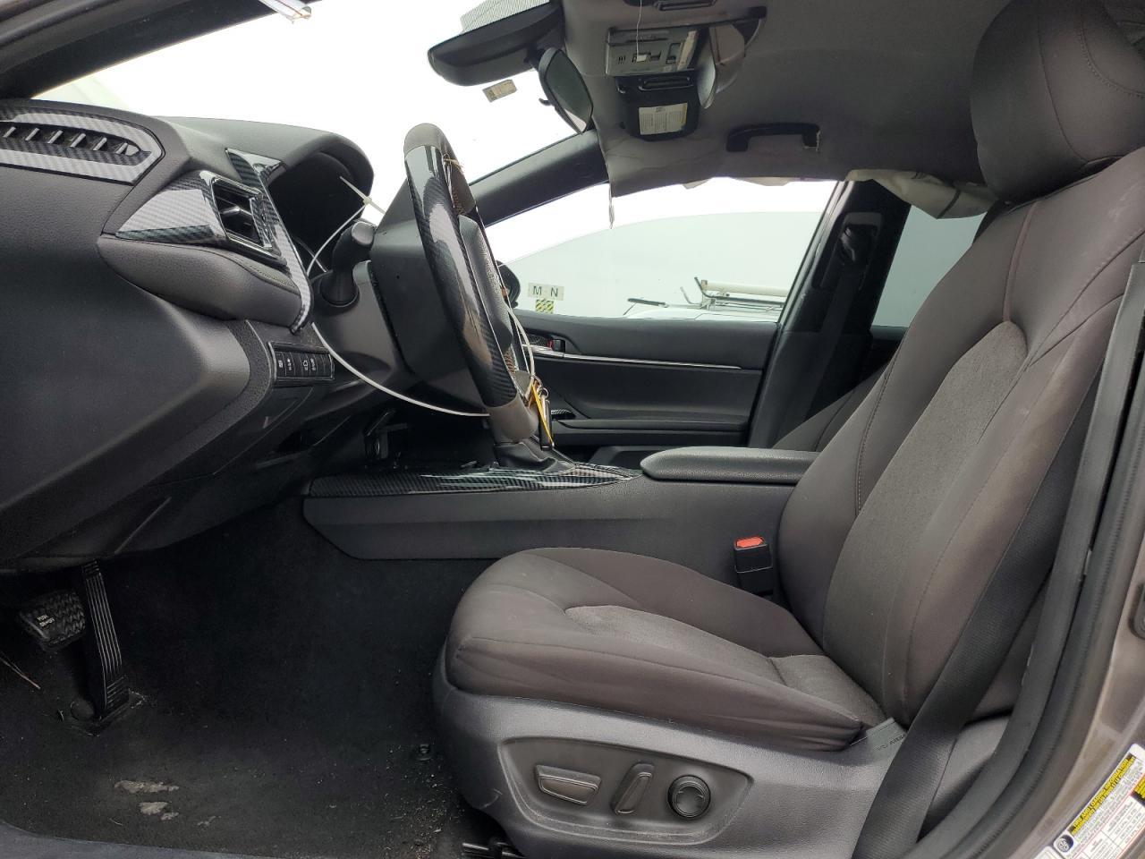 2020 TOYOTA CAMRY LE - Фото 7