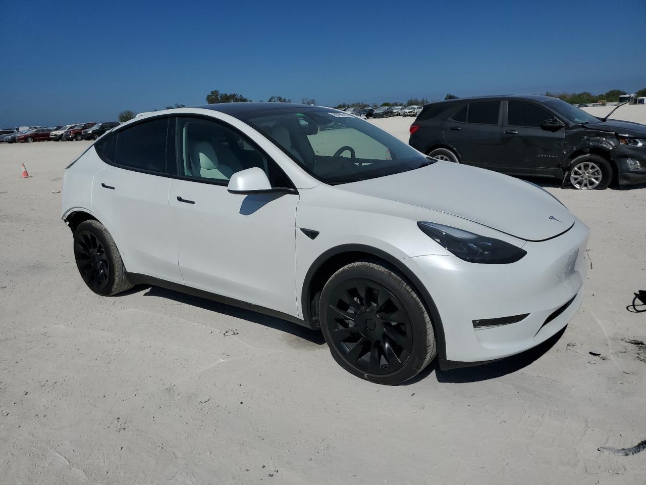 2023 TESLA MODEL Y - Фото 4