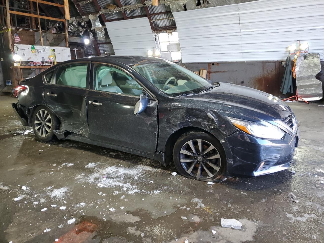 2017 NISSAN ALTIMA 2.5 - Фото 4
