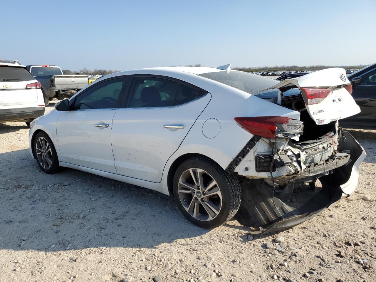 2017 HYUNDAI ELANTRA SE - Image 2