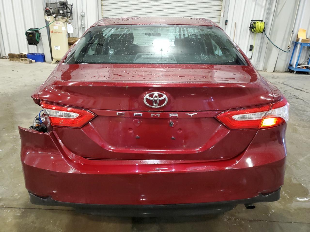 2018 TOYOTA CAMRY L - Image 6