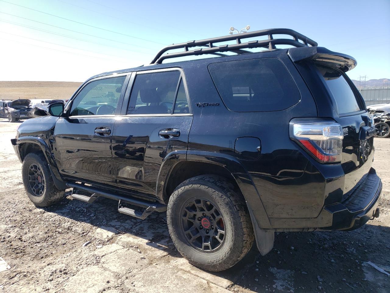 2022 TOYOTA 4RUNNER SR - Image 2