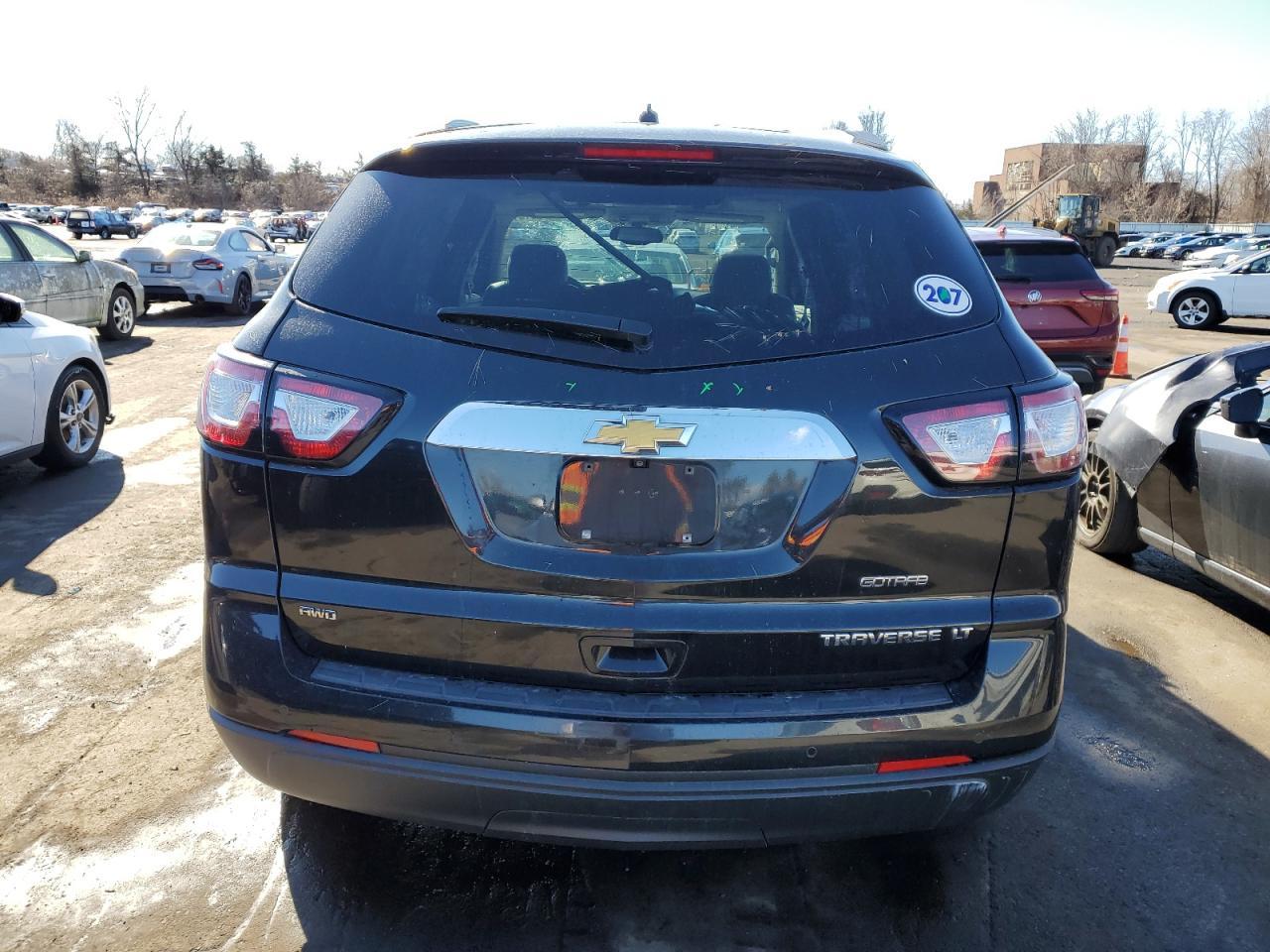 2015 CHEVROLET TRAVERSE L - Фото 6