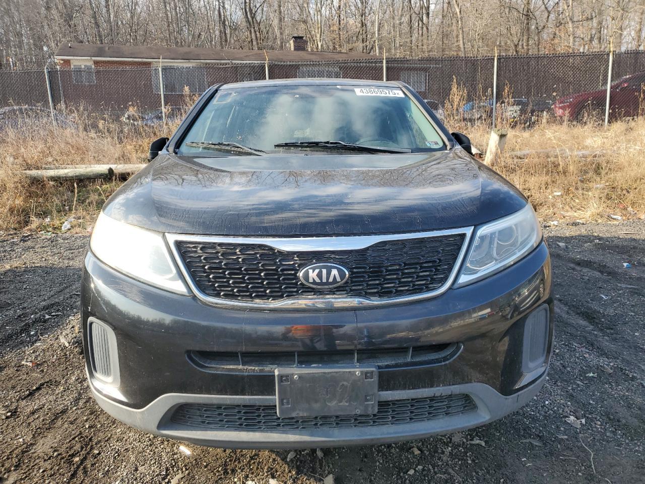 2015 KIA SORENTO LX - Image 5