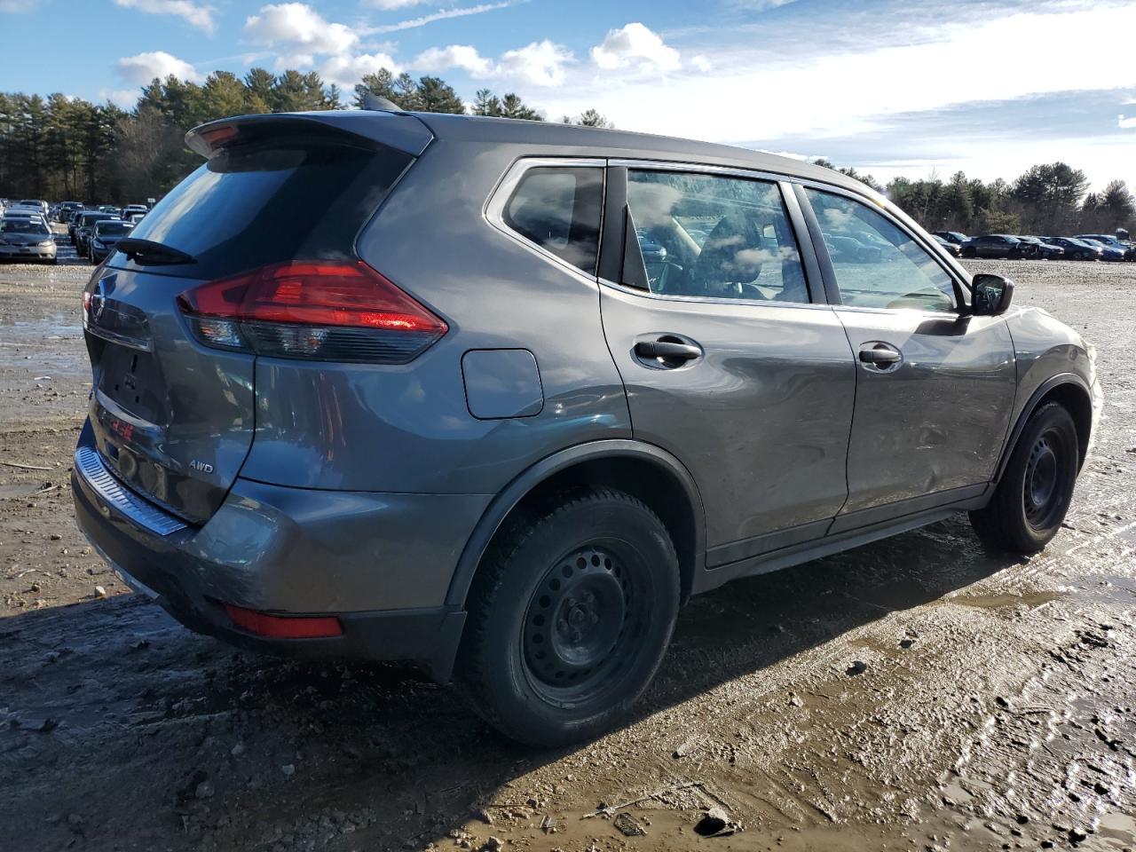 2017 NISSAN ROGUE S - Фото 3