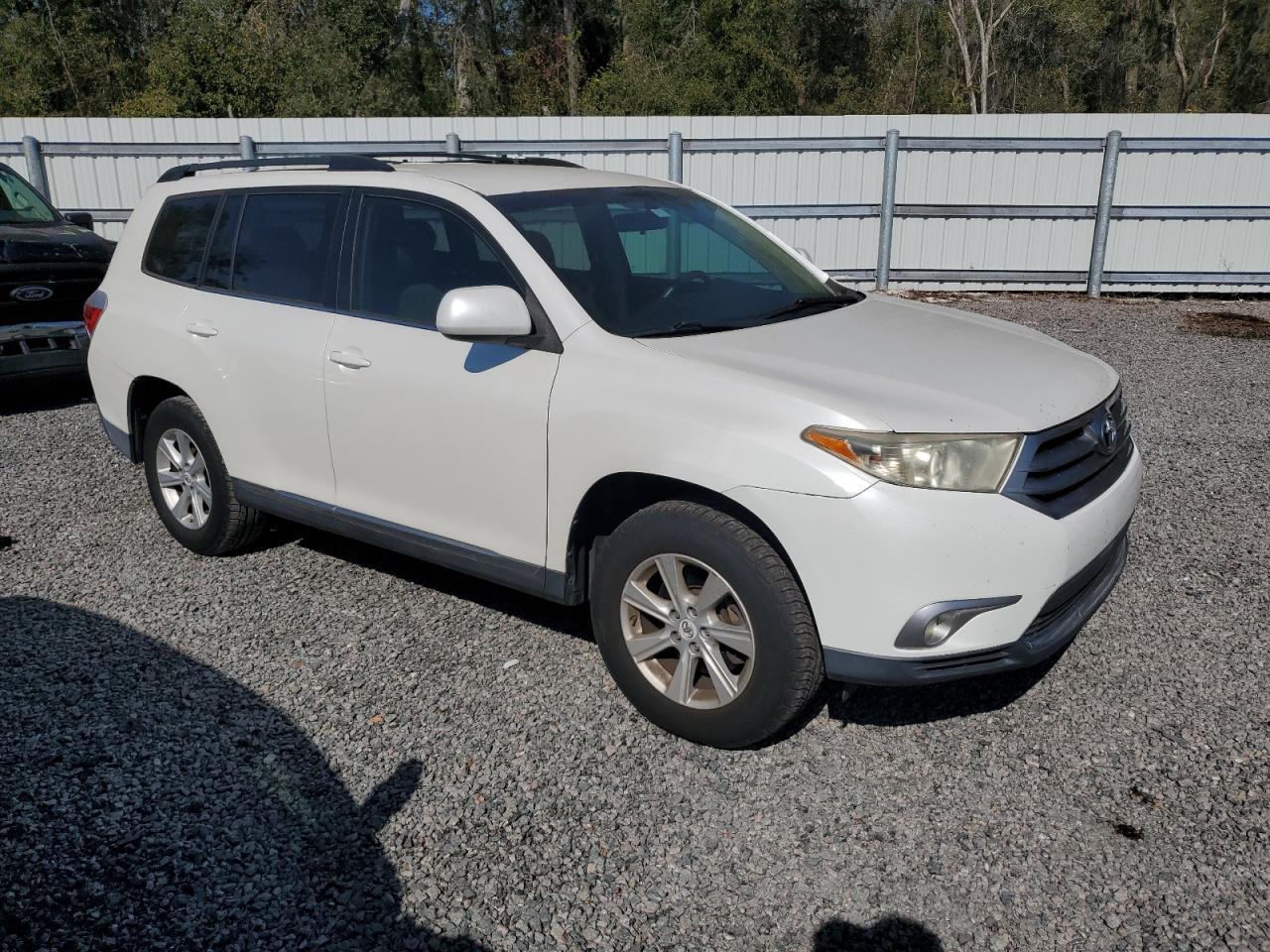 2011 TOYOTA HIGHLANDER - Image 4