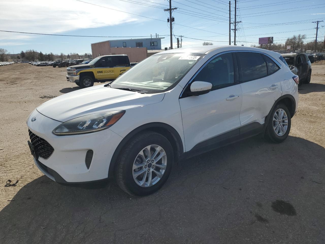2020 FORD ESCAPE SE