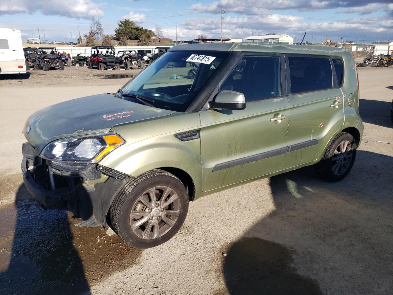 2013 KIA SOUL +