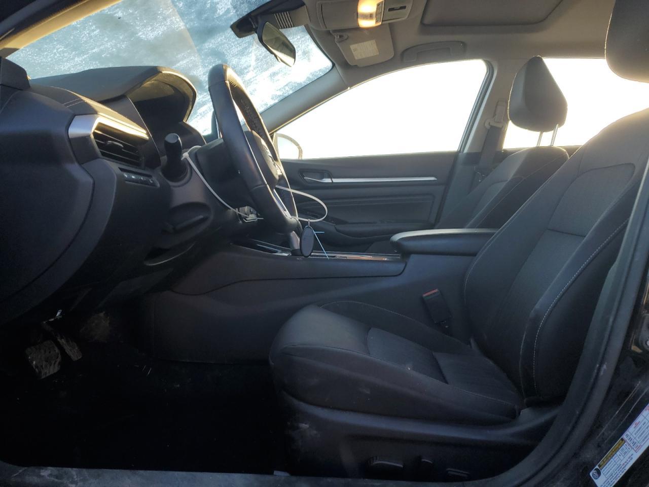 2022 NISSAN ALTIMA SV - Image 7