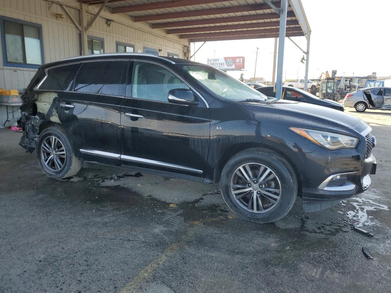 2019 INFINITI QX60 LUXE - Image 4