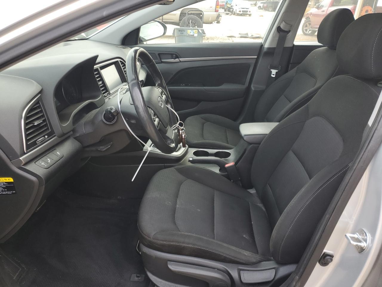2018 HYUNDAI ELANTRA SE - Фото 7