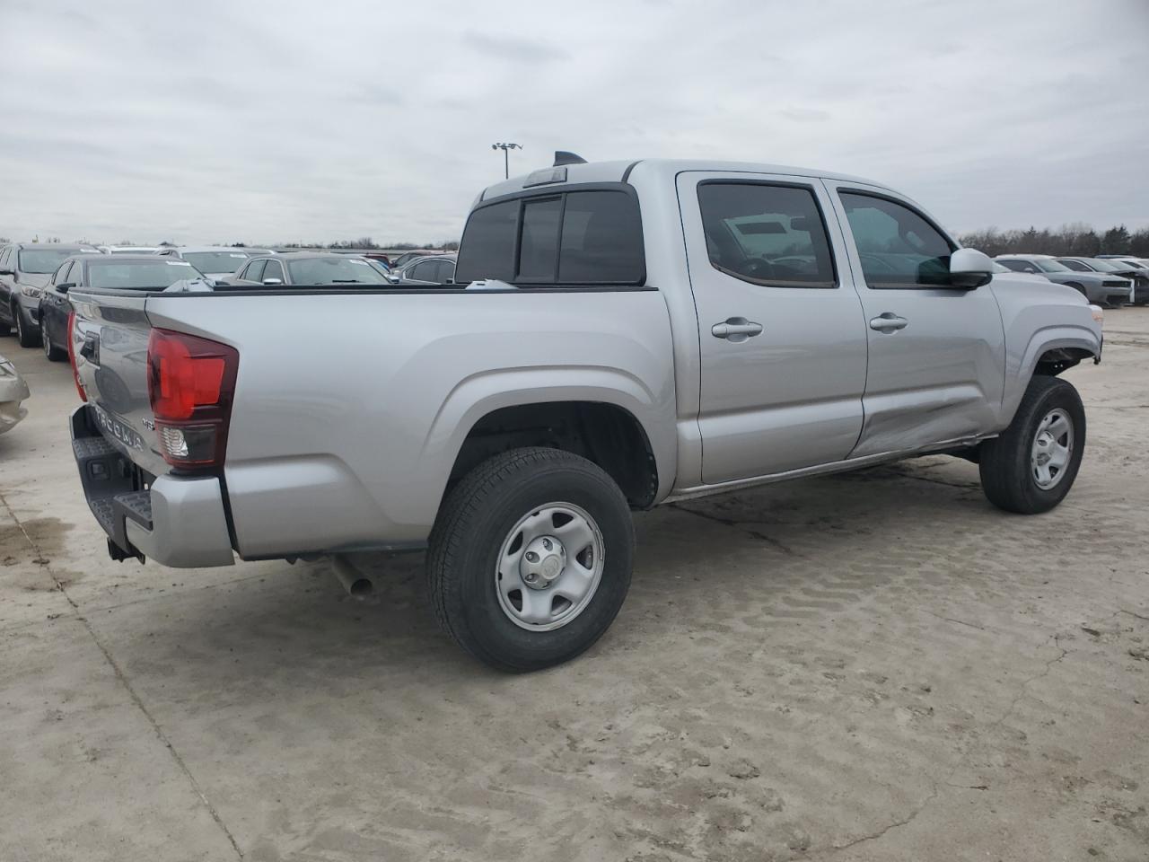2023 TOYOTA TACOMA DOU - Фото 3