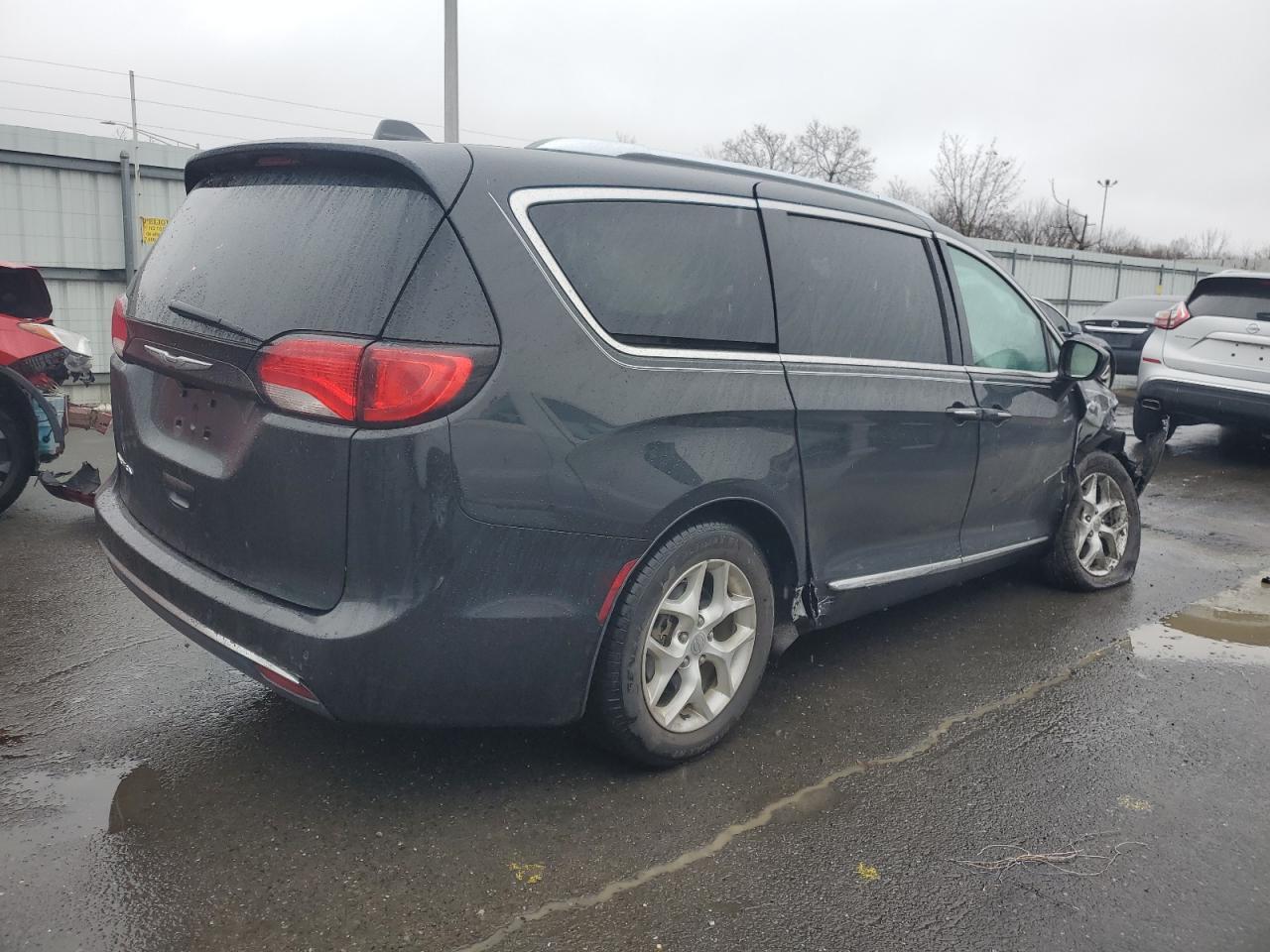 2017 CHRYSLER PACIFICA T - Фото 3