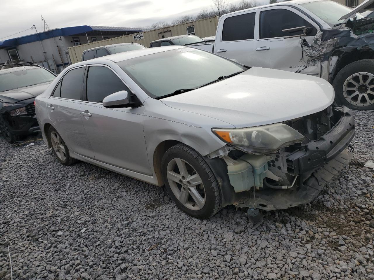 2014 TOYOTA CAMRY L - Image 4