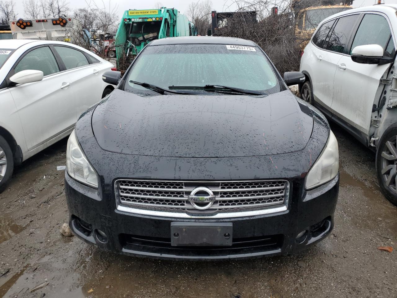 2011 NISSAN MAXIMA S - Image 5