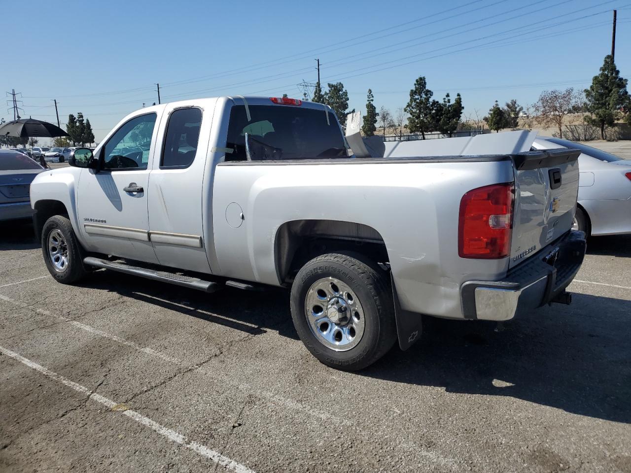 2012 CHEVROLET SILVERADO - Image 2