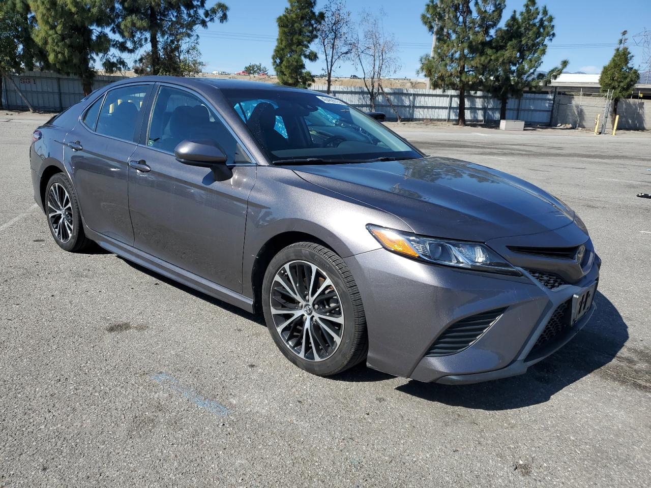 2018 TOYOTA CAMRY L - Image 4