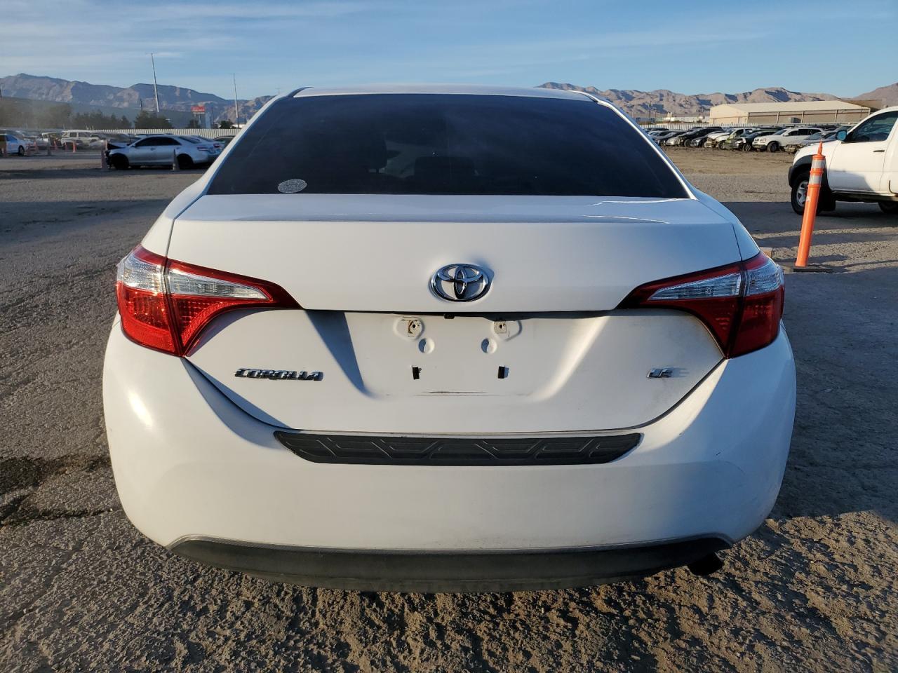 2016 TOYOTA COROLLA L - Image 6