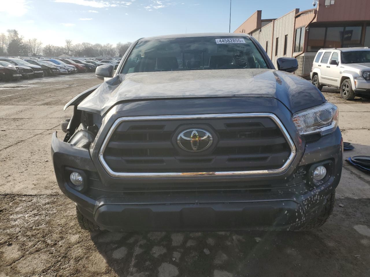2018 TOYOTA TACOMA DOU - Image 5