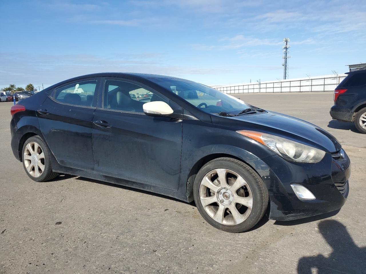 2011 HYUNDAI ELANTRA GL - Image 4