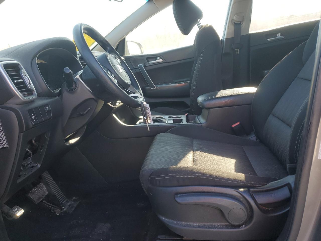2017 KIA SPORTAGE L - Image 7