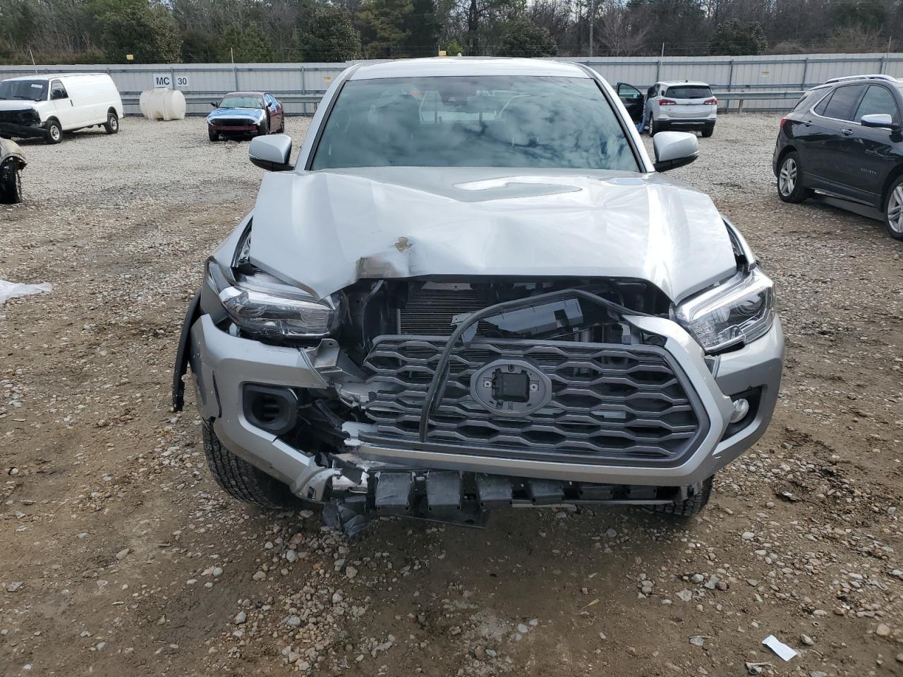 2023 TOYOTA TACOMA DOU - Фото 5
