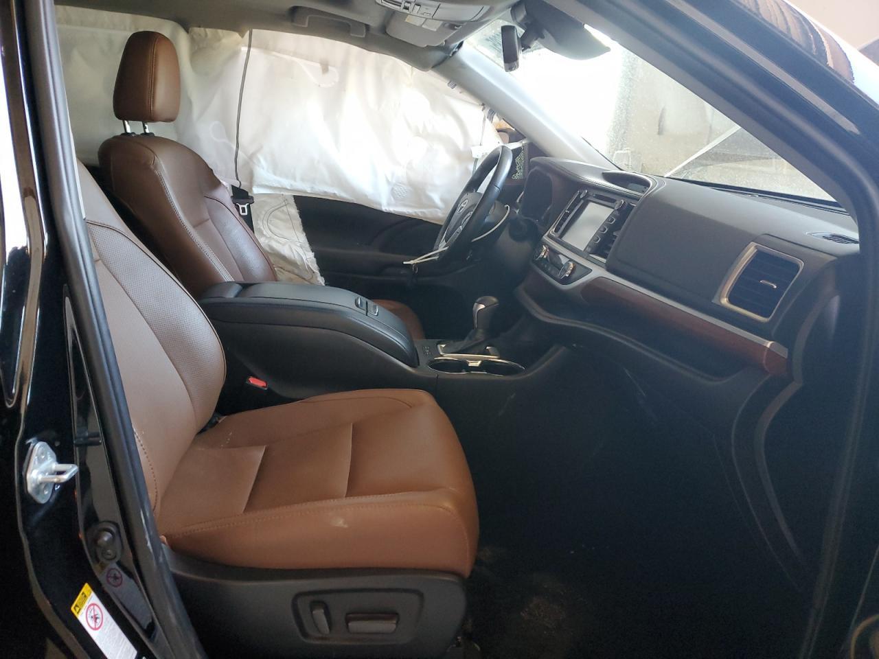 2019 TOYOTA HIGHLANDER - Image 7