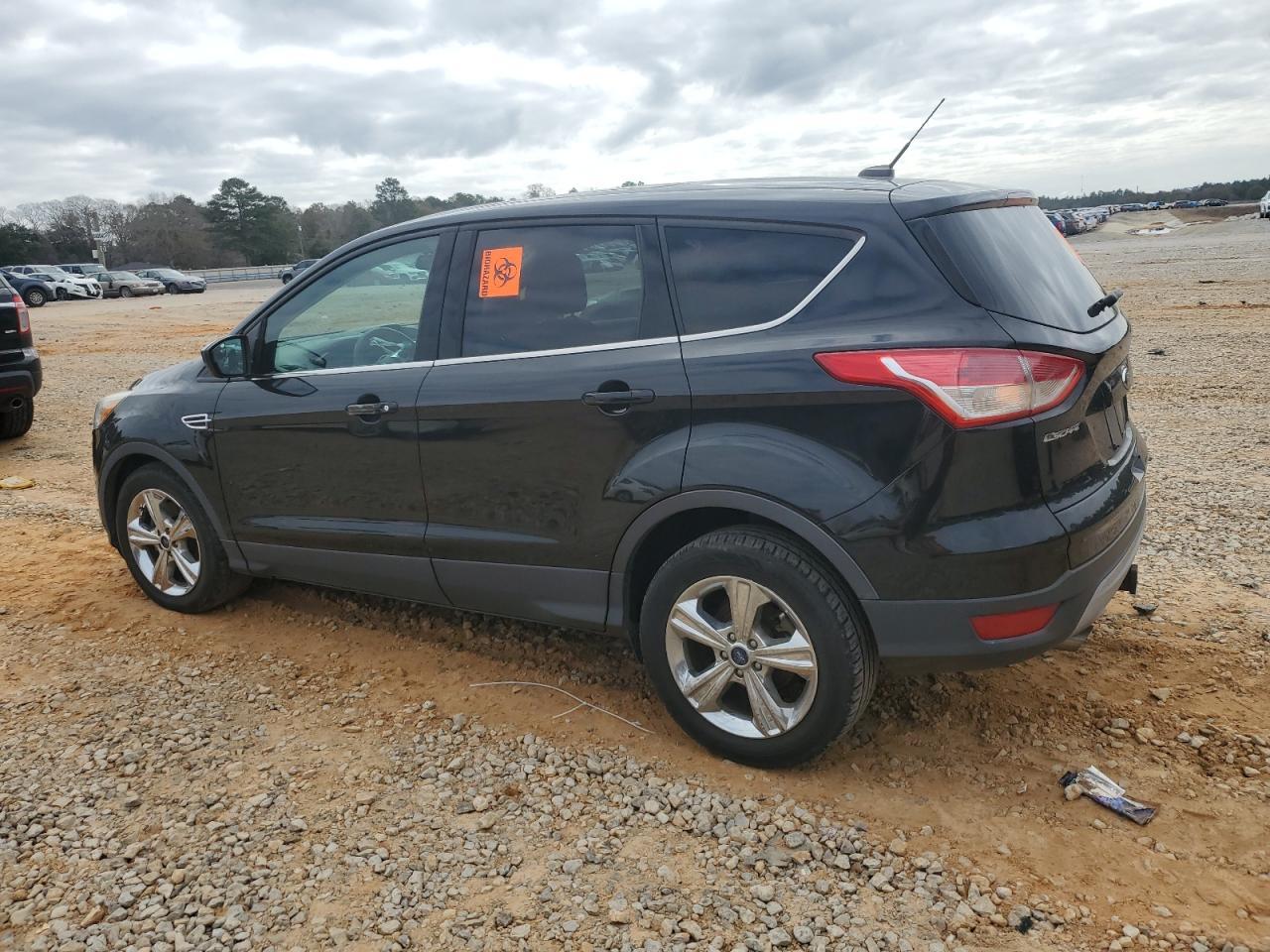 2015 FORD ESCAPE SE - Image 2