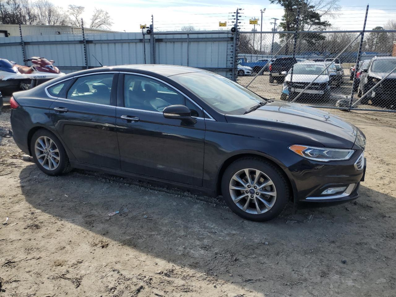 2017 FORD FUSION SE - Фото 4