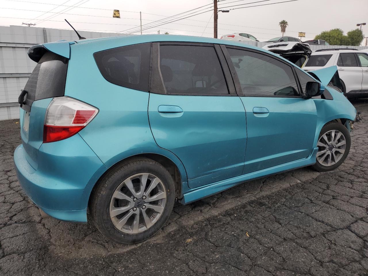 2013 HONDA FIT SPORT - Фото 3