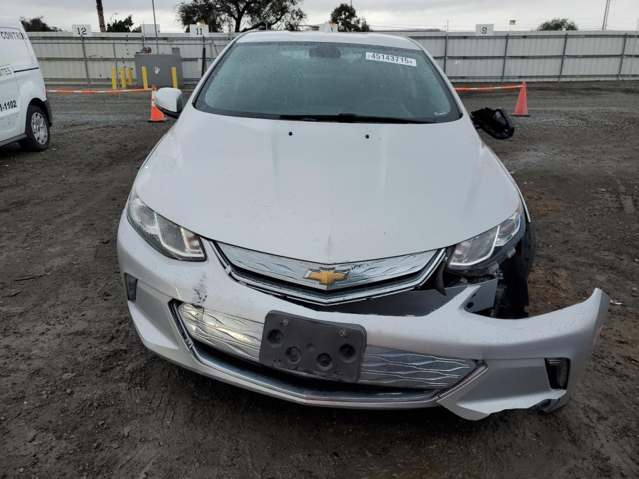2017 CHEVROLET VOLT LT - Image 5