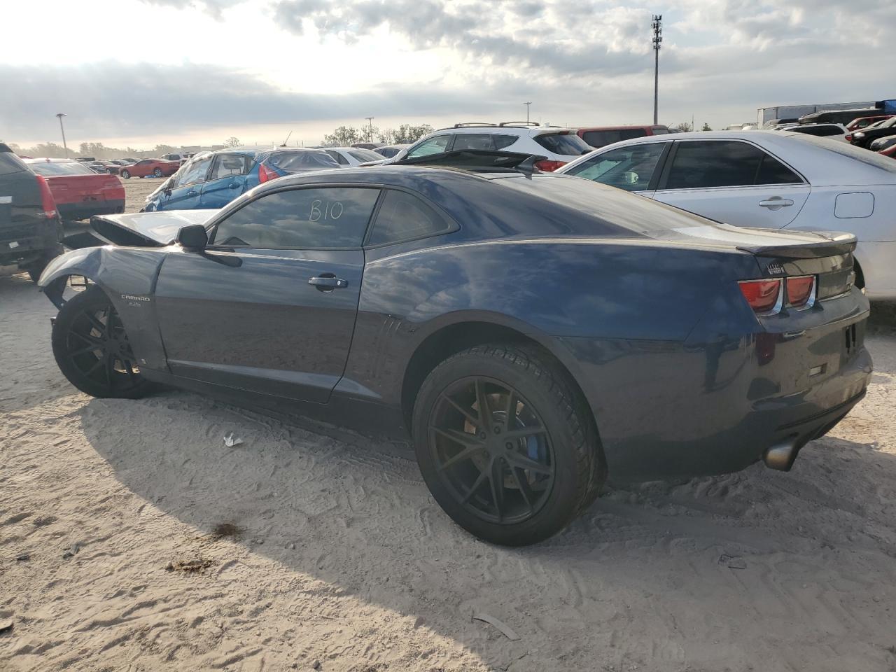 2010 CHEVROLET CAMARO SS - Image 2