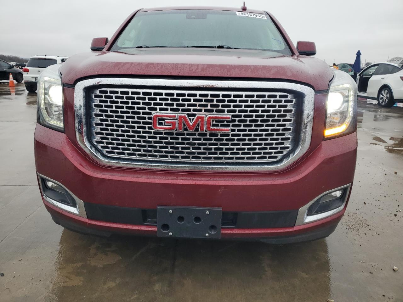 2017 GMC YUKON DENA - Фото 5