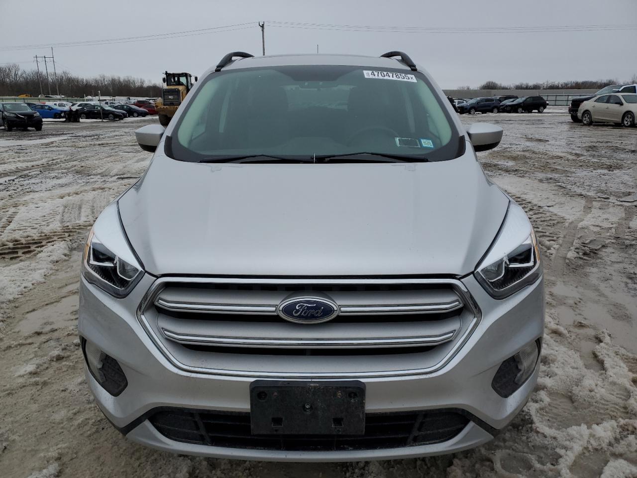 2017 FORD ESCAPE SE - Image 5